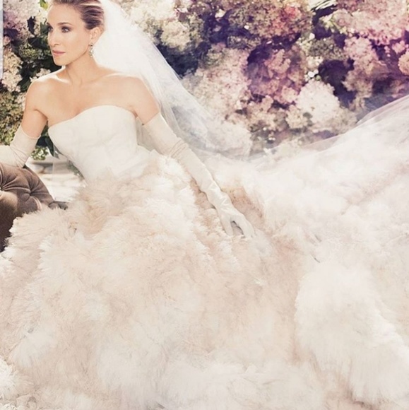 THE CARRIE BRADSHAW MOVEMENT - Picture 2 of 8